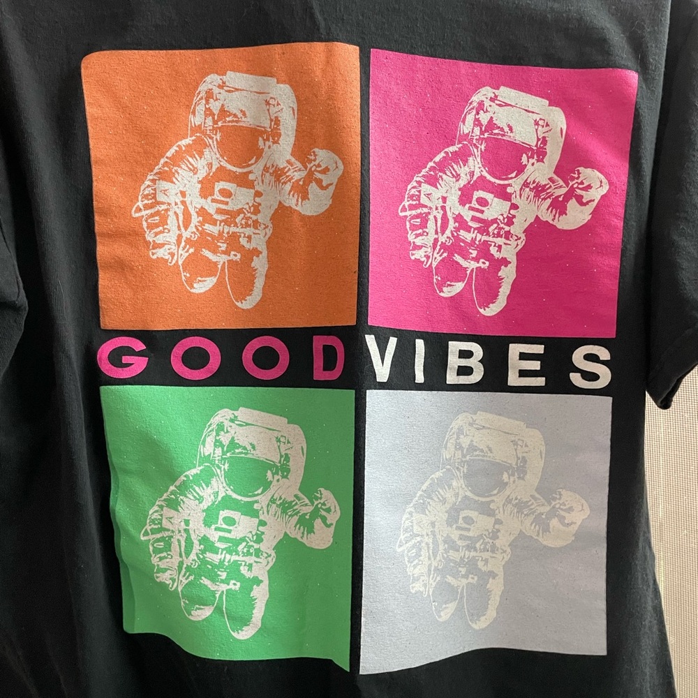 Good vibes Astronaut space man unisex tee